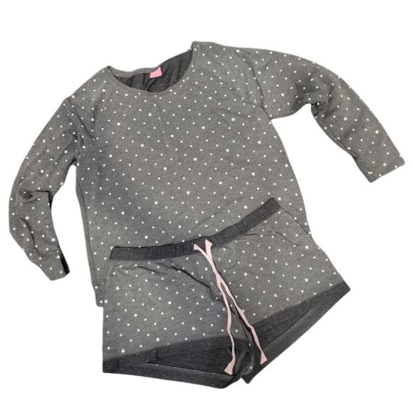Jenni Dresses & Skirts - Jenni Loungewear Long Sleeve and Short Set | XL